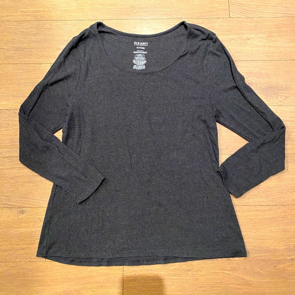 Old Navy Gray Long Sleeve!